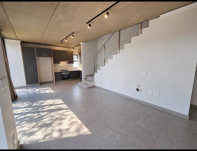 3 BEDROOM PROPERTY TO RENT IN MENLO PARK